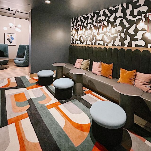 one of our personal fav spots to study is this hidden nook behind the coffee bar on the third floor — what’s yours? 🫶